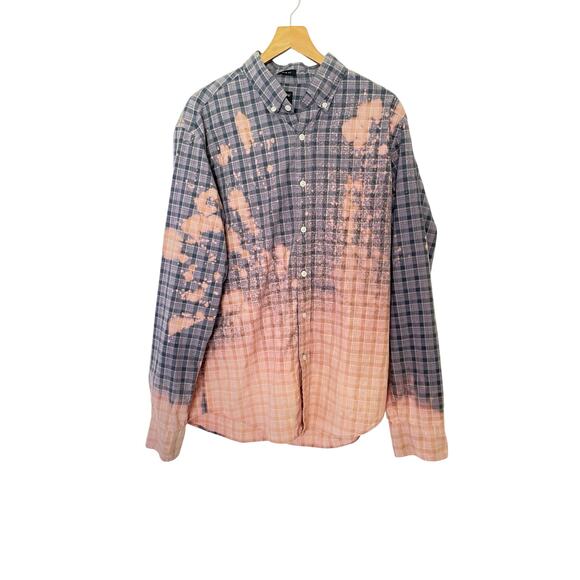 Up-cycled bleached Pink Floyd women’s button up shirt size medium - Picture 3 of 4